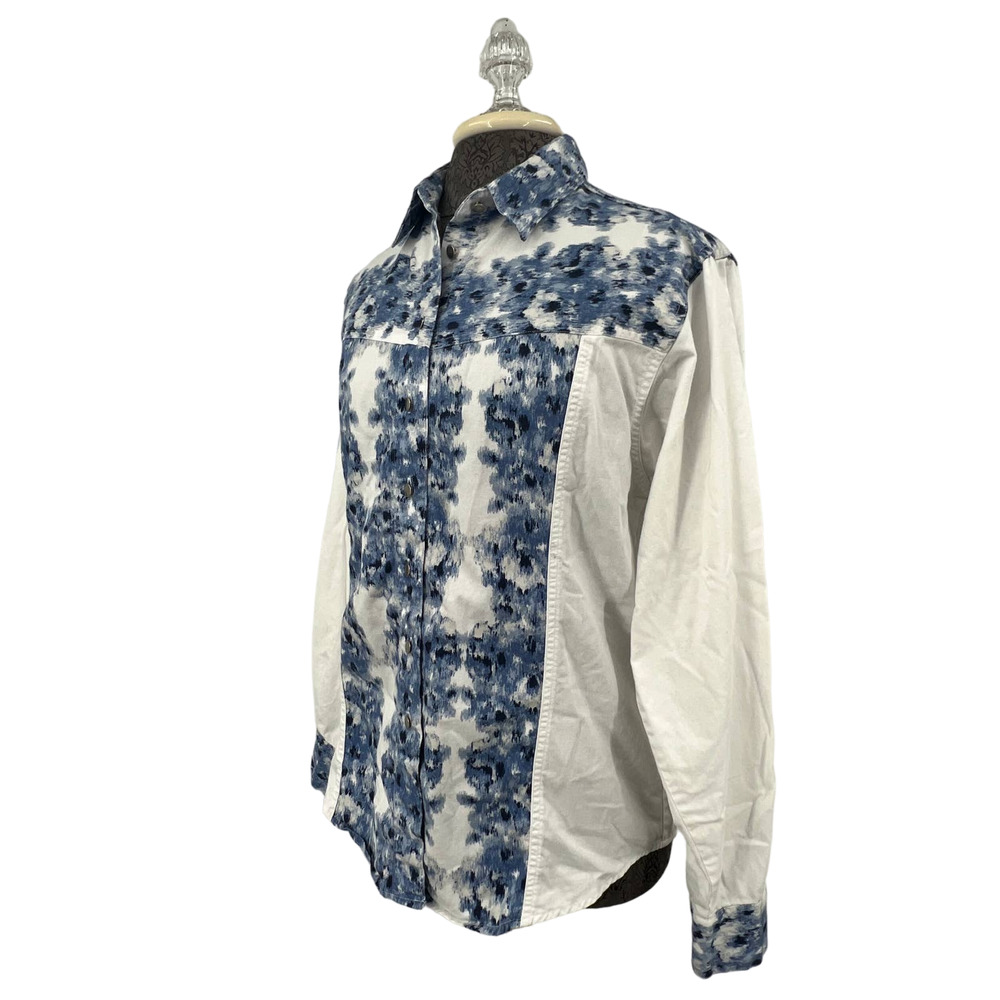 Wrangler Vintage women's white and blue metal button long sleeve shirt small